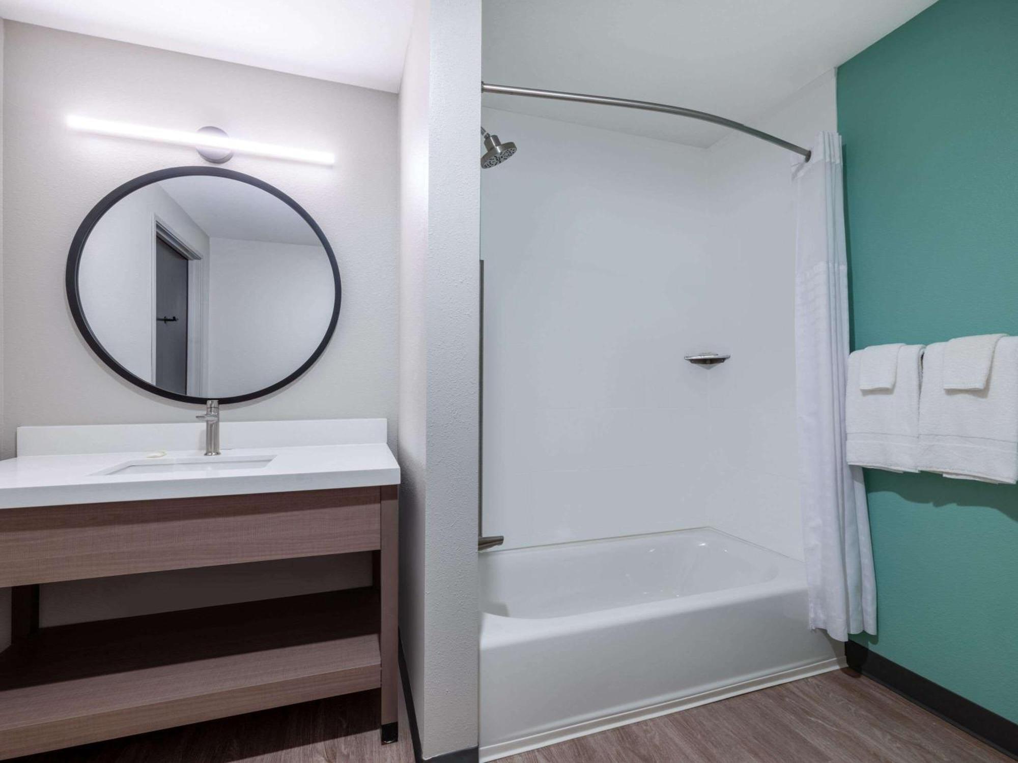 Echo Suites Extended Stay By Wyndham Spartanburg Exterior photo